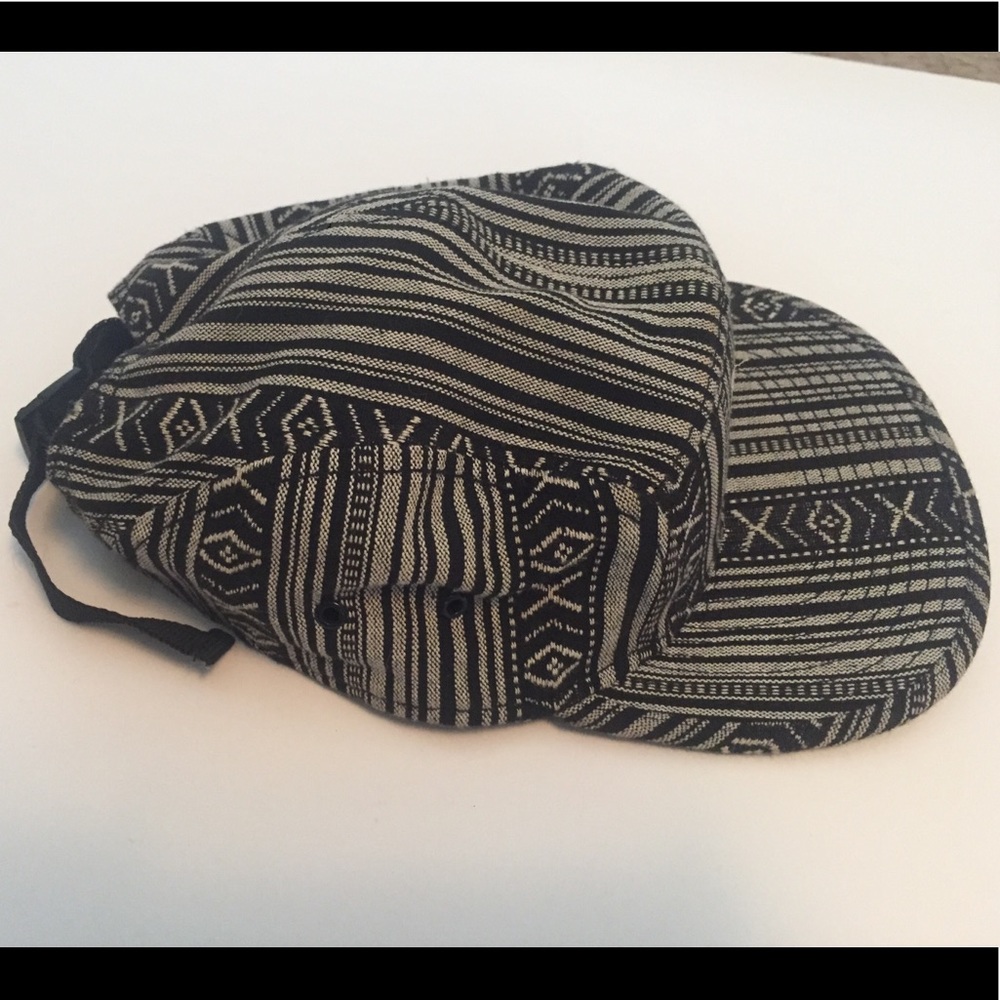 Otto Good Tiger hat